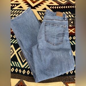 American eagle strigid jeans